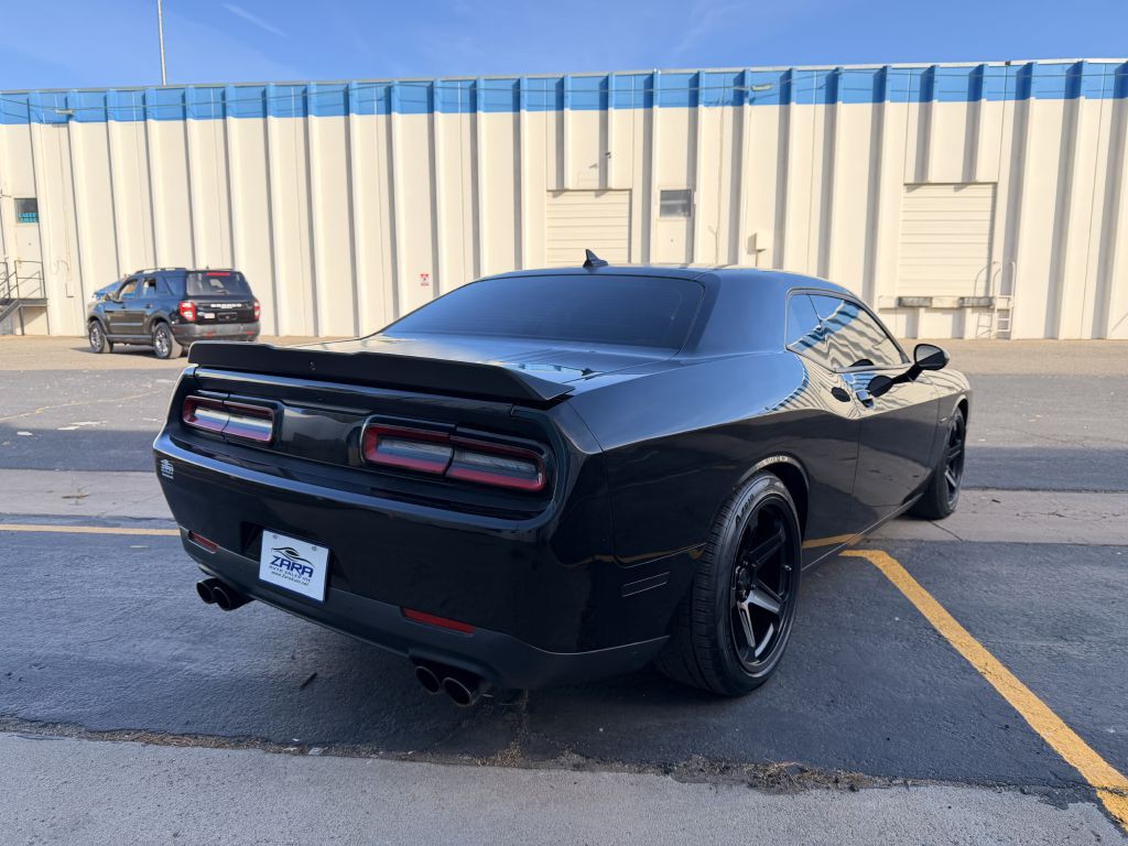 2016 Dodge Challenger Image 7