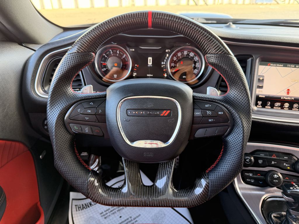 2016 Dodge Challenger Image 24