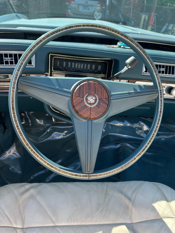 1976 Cadillac Eldorado Image 8