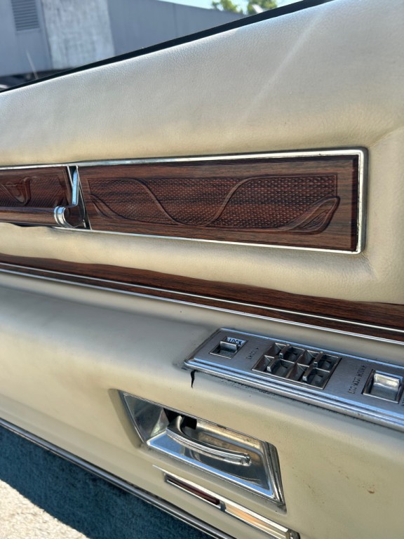 1976 Cadillac Eldorado Image 14
