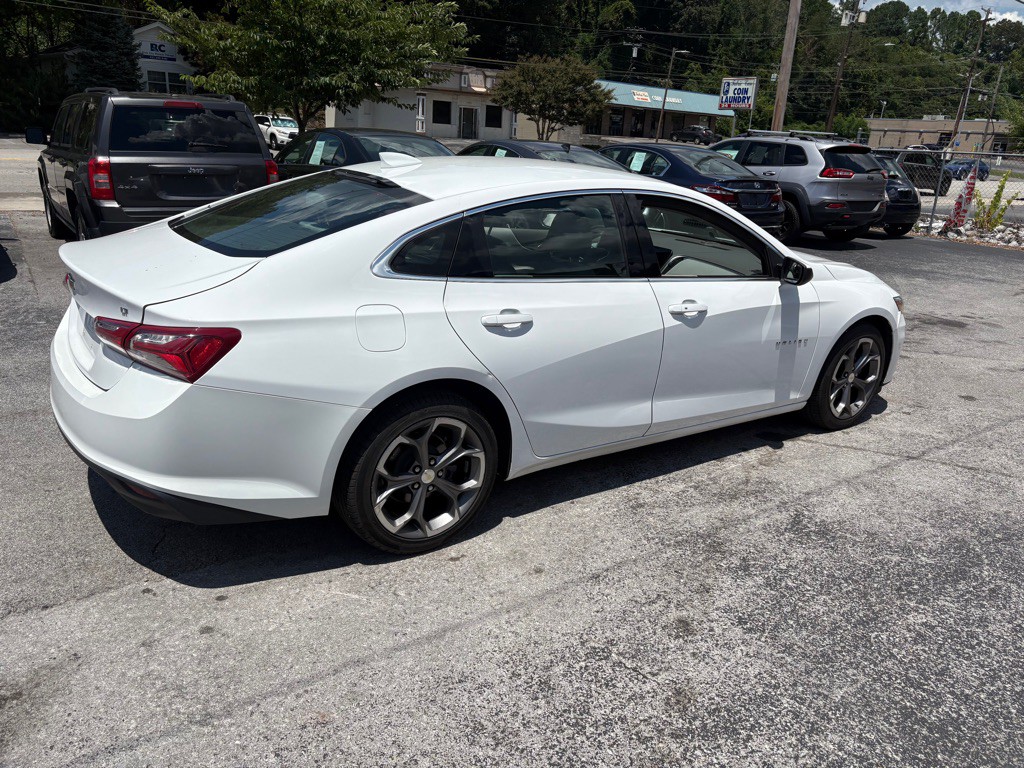 2021 Chevrolet Malibu Image 5