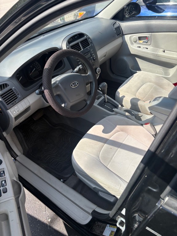 2009 Kia Spectra Image 6