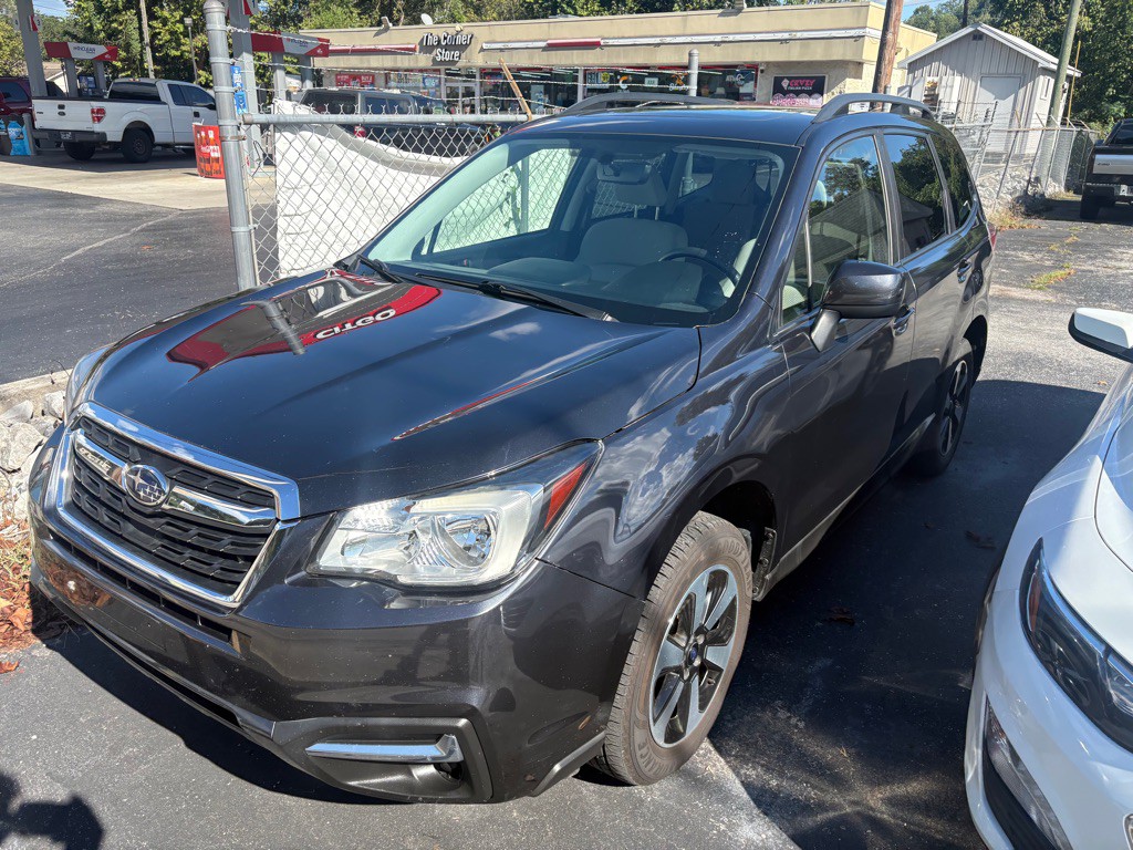 2018 Subaru Forester Image 2