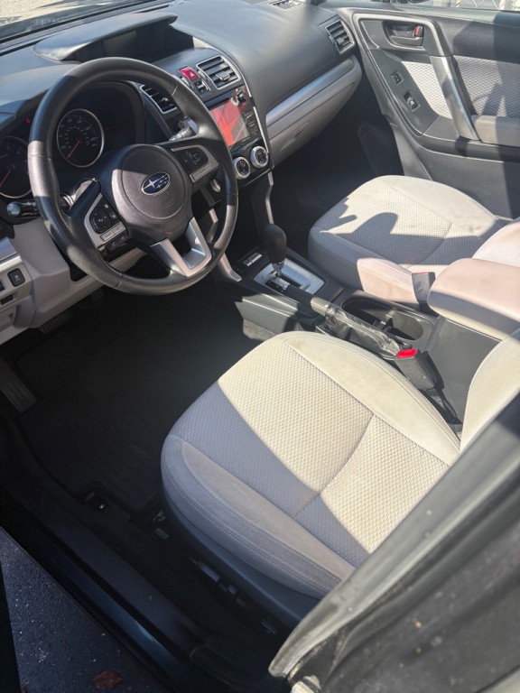 2018 Subaru Forester Image 3