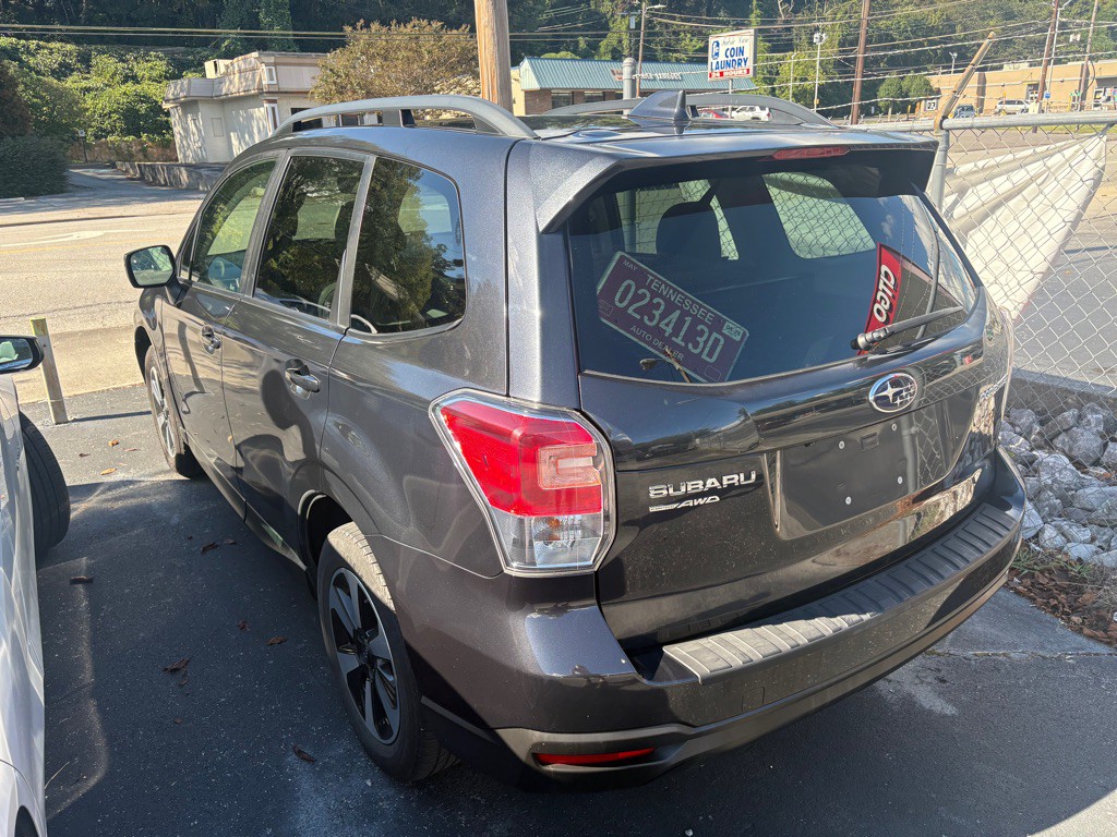 2018 Subaru Forester Image 6