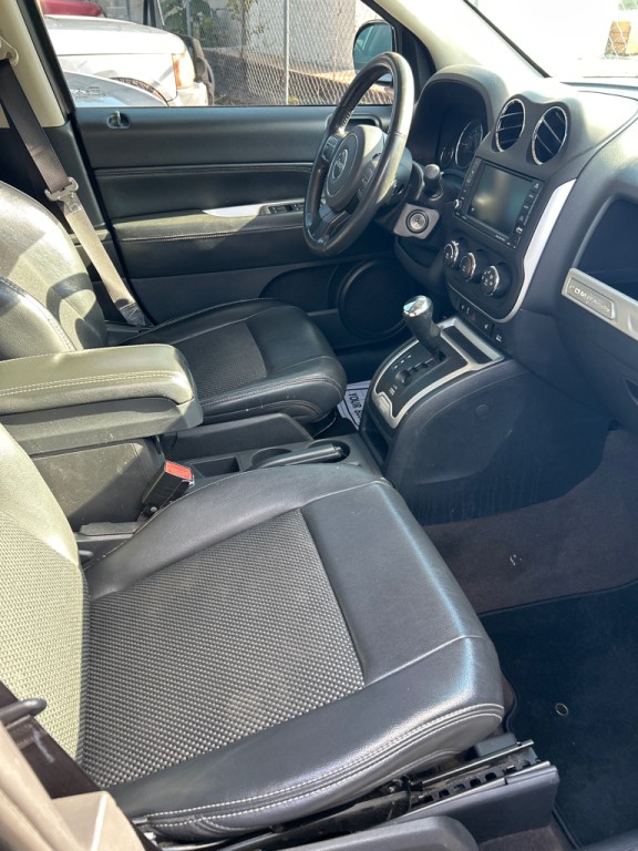 2014 Jeep Compass Image 3