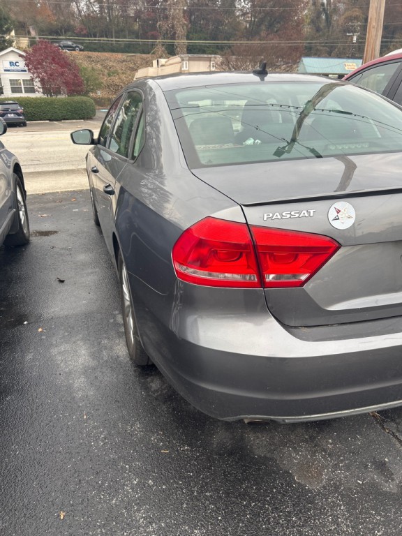 2014 Volkswagen Passat Image 5