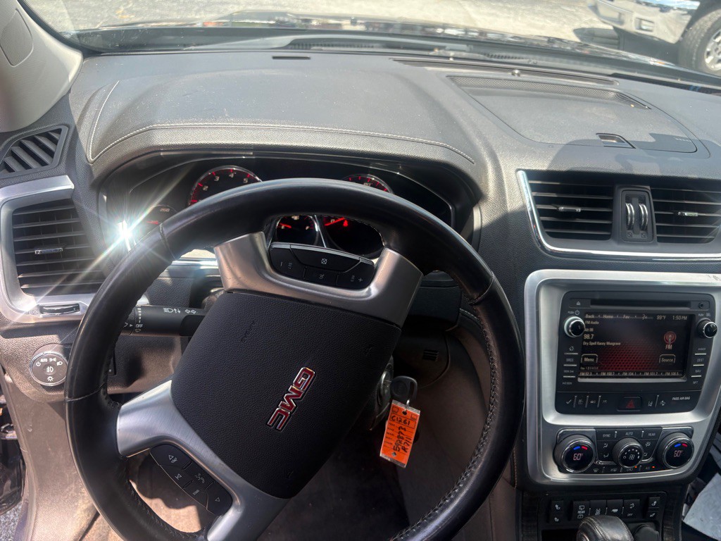 2016 GMC Acadia Image 11