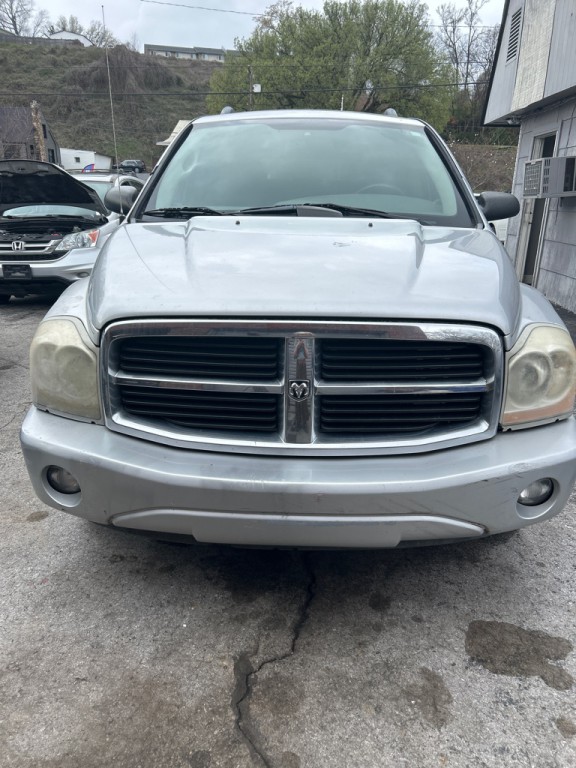 2004 Dodge Durango Image 1