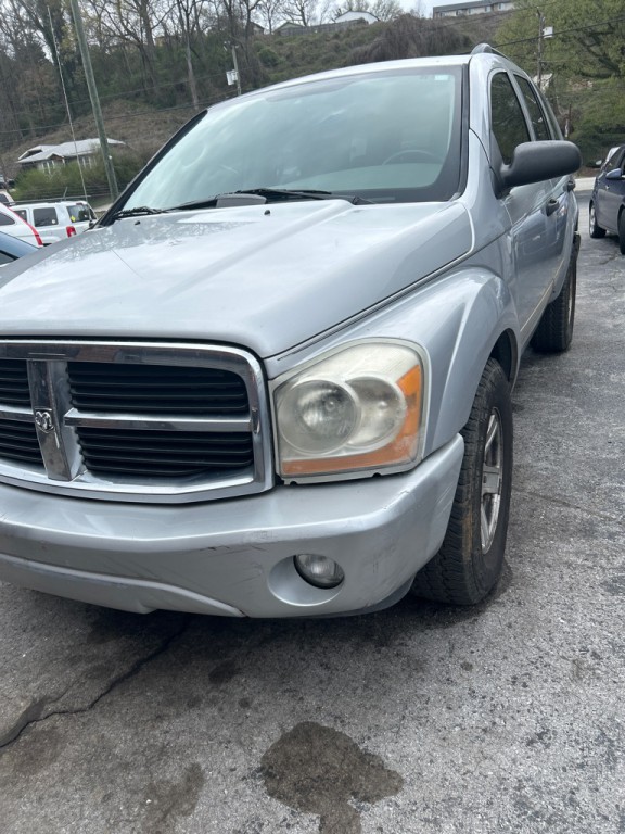 2004 Dodge Durango Image 2