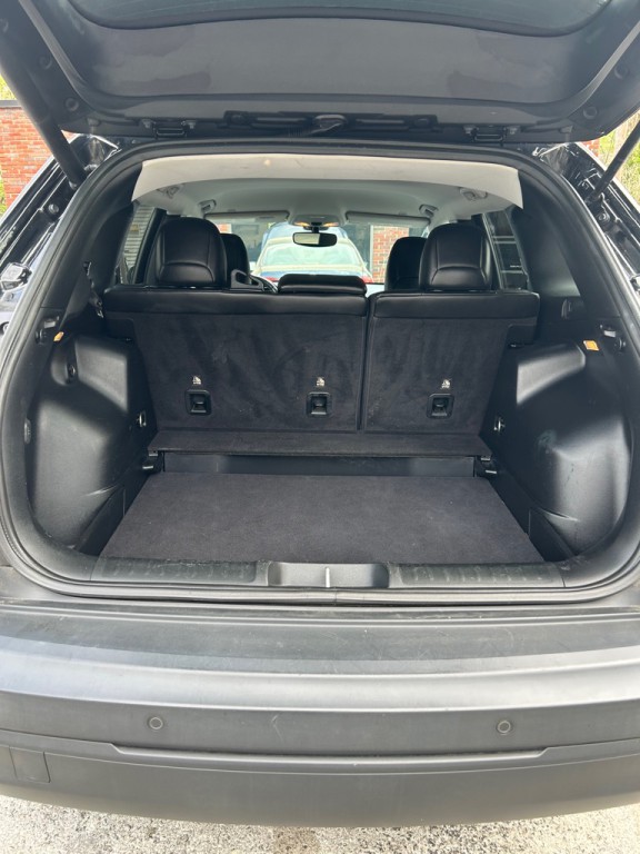 2019 Jeep Cherokee Image 7