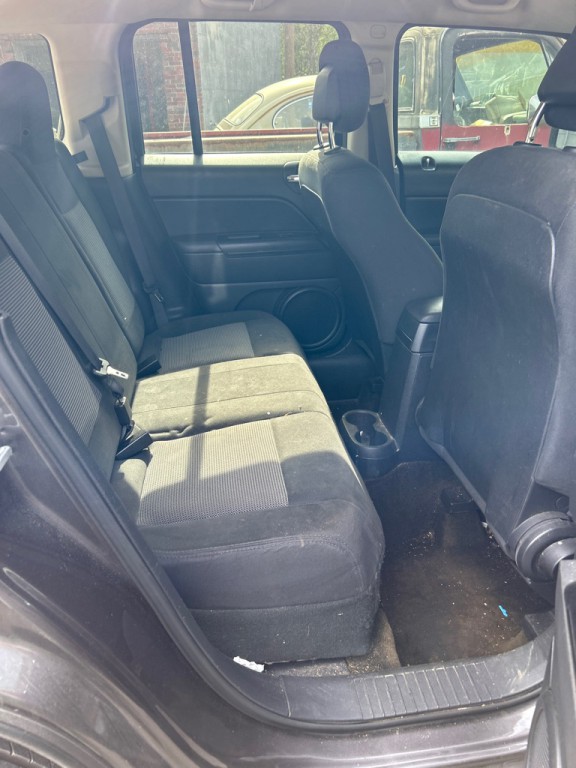 2019 Jeep Cherokee Image 16