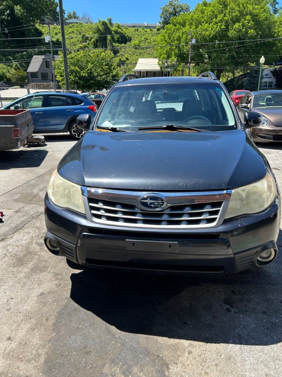 2011 Subaru Forester Image 1