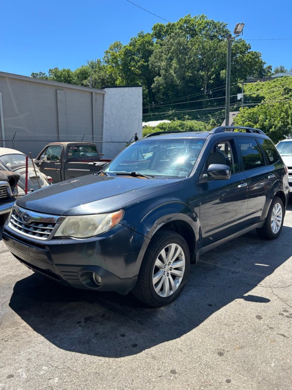 2011 Subaru Forester Image 2