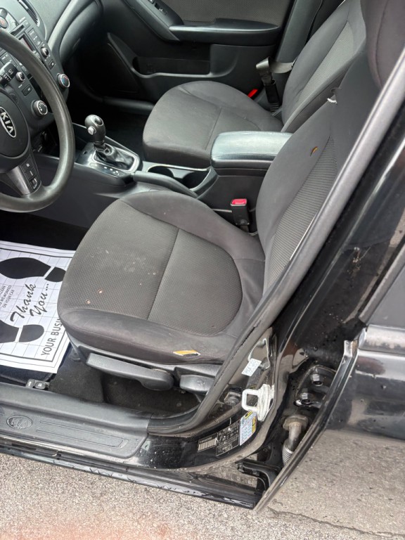 2012 Kia Forte Image 11