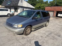 Image for 2000 Toyota Sienna LE ID: 7490894