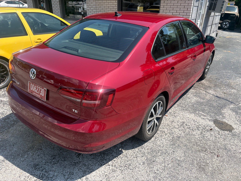 2016 Volkswagen Jetta Image 4
