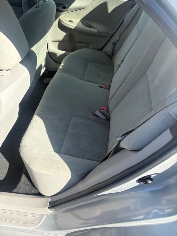 2012 Toyota Corolla Image 7
