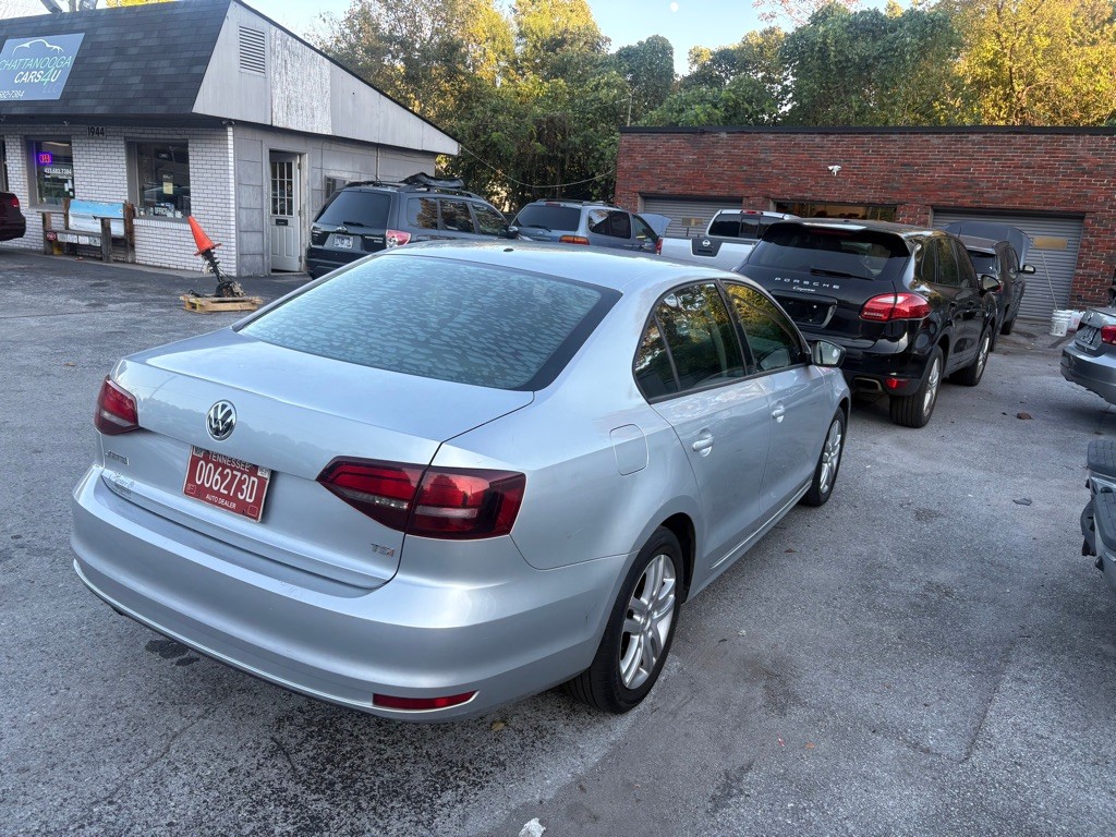 2016 Volkswagen Jetta Image 3