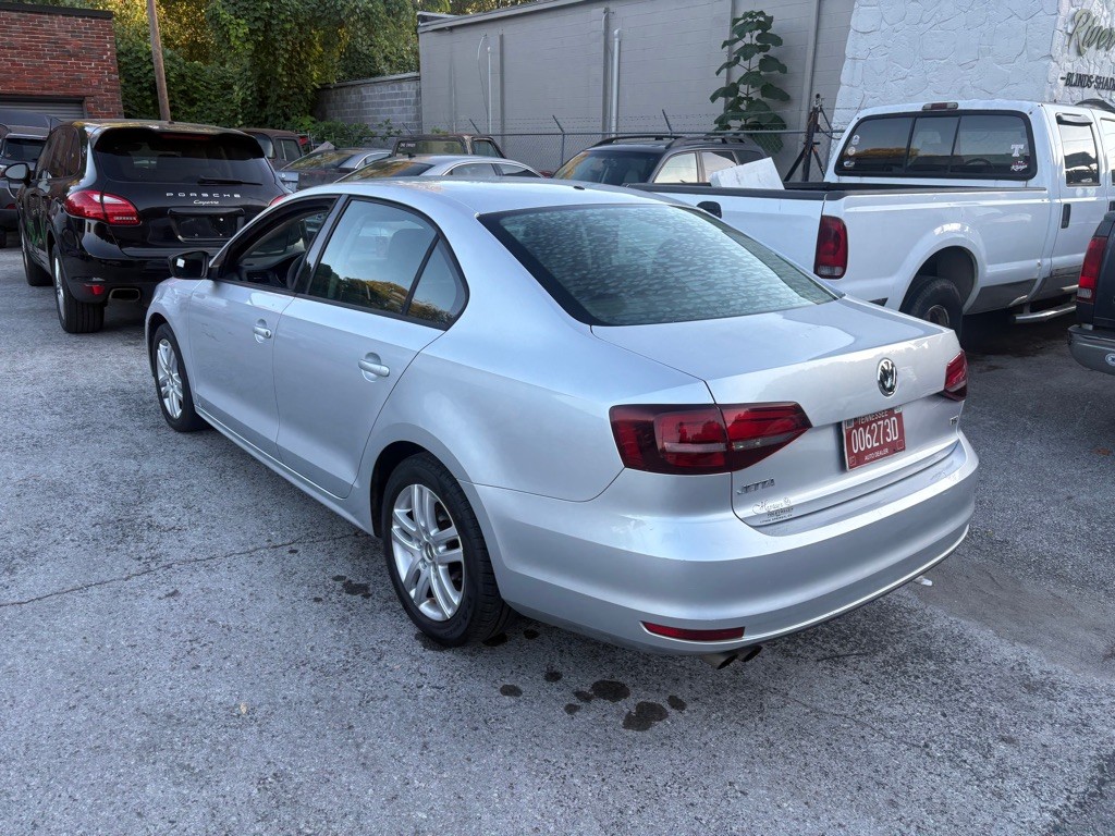 2016 Volkswagen Jetta Image 4
