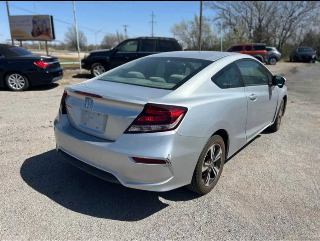 2015 Honda Civic Image 3