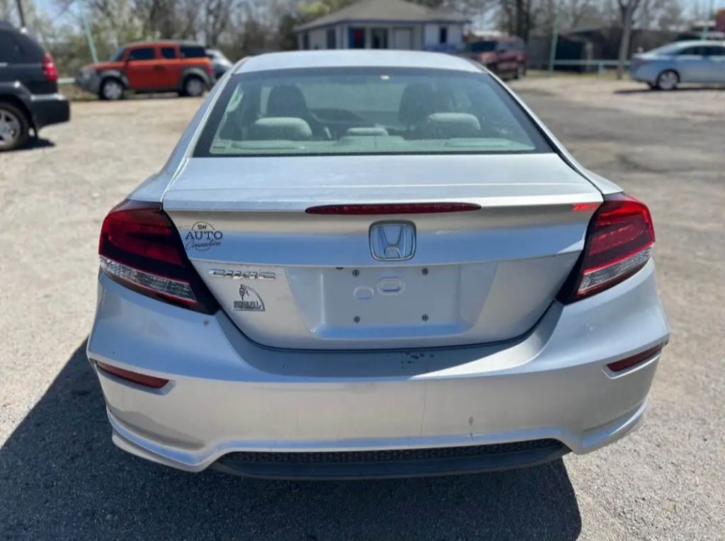 2015 Honda Civic Image 4