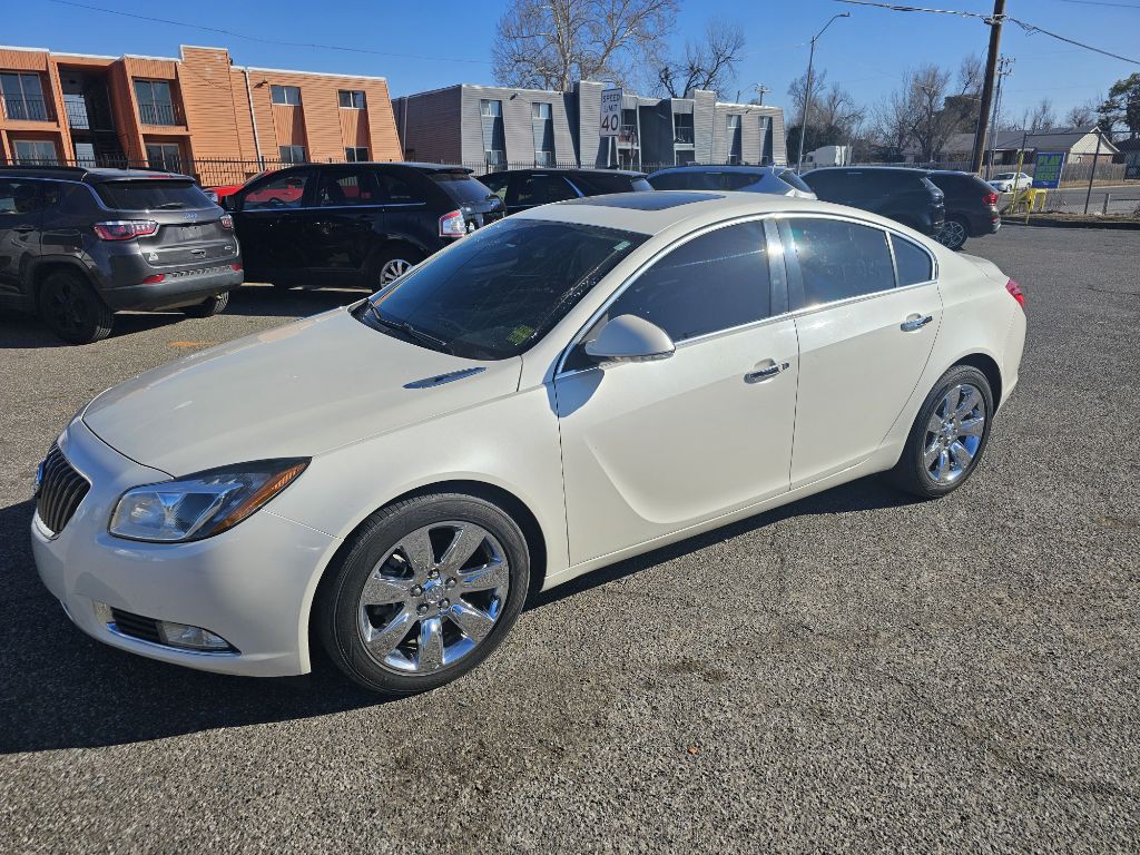 2012 Buick Regal Image 2