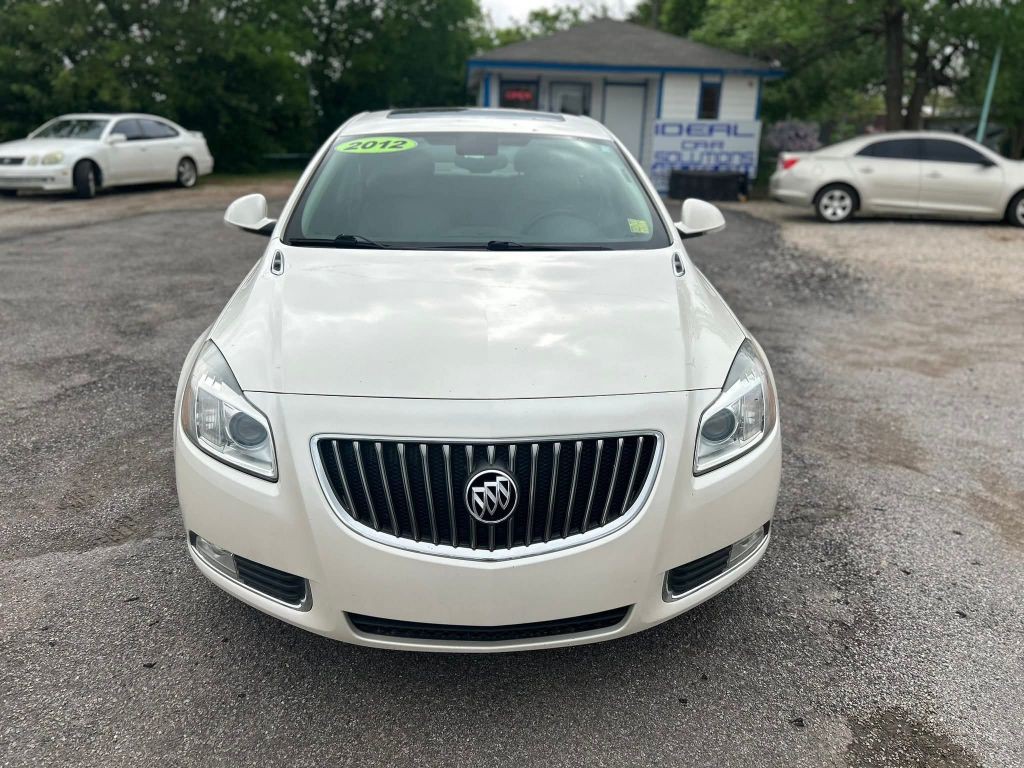 2012 Buick Regal Image 3