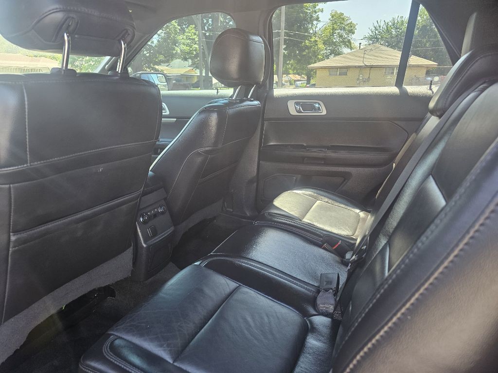2013 Ford Explorer Image 10