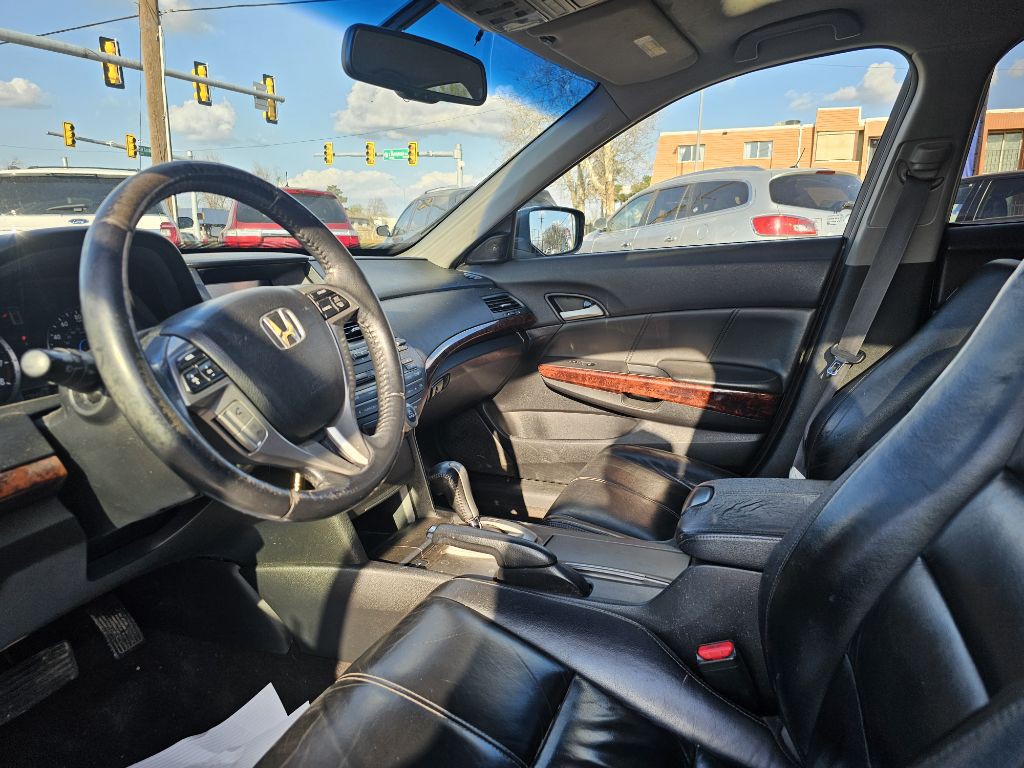 2010 Honda Crosstour Image 13