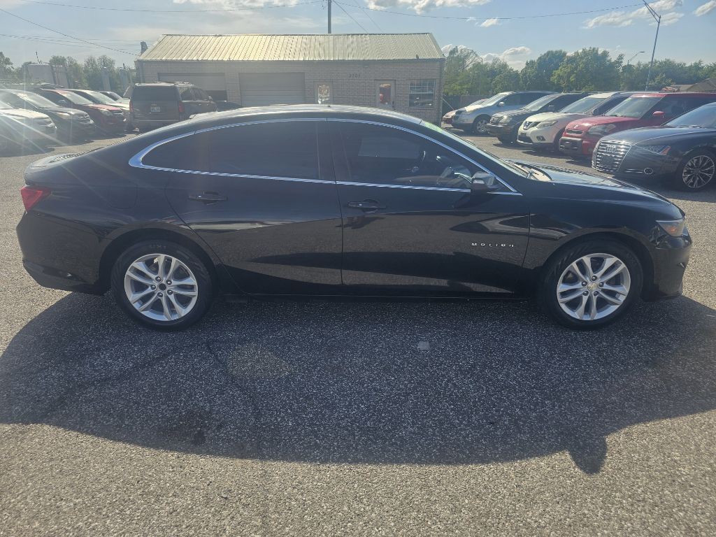 2018 Chevrolet Malibu Image 11