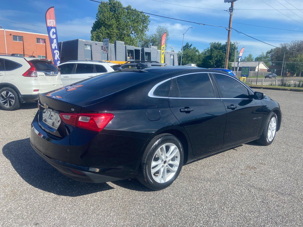 2018 Chevrolet Malibu Image 4