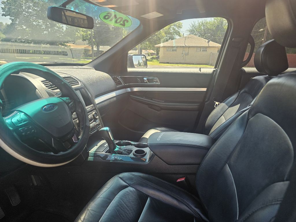2016 Ford Explorer Image 9
