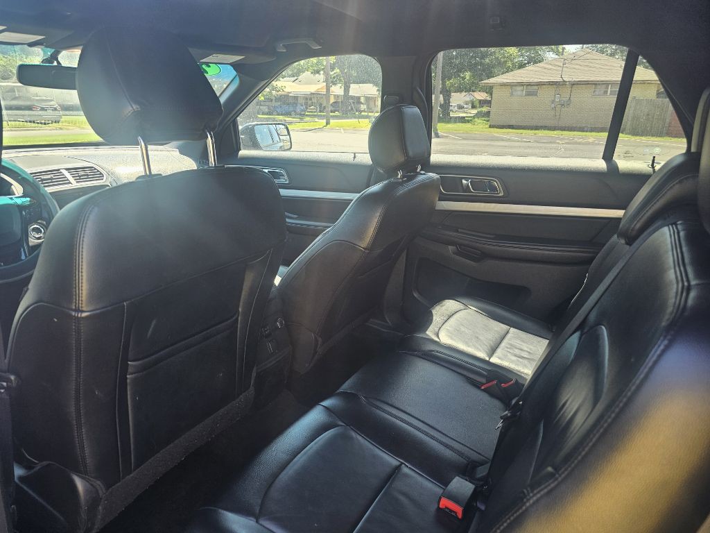 2016 Ford Explorer Image 14