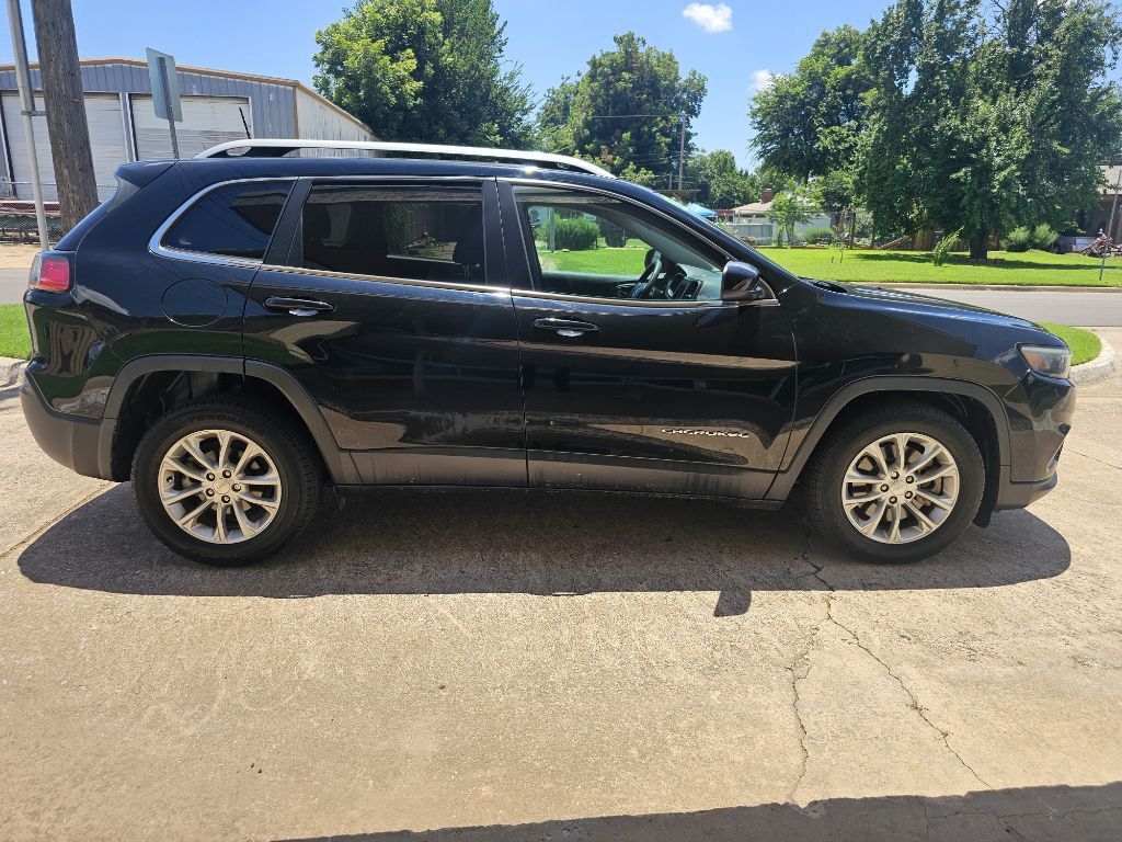 2019 Jeep Cherokee Image 5