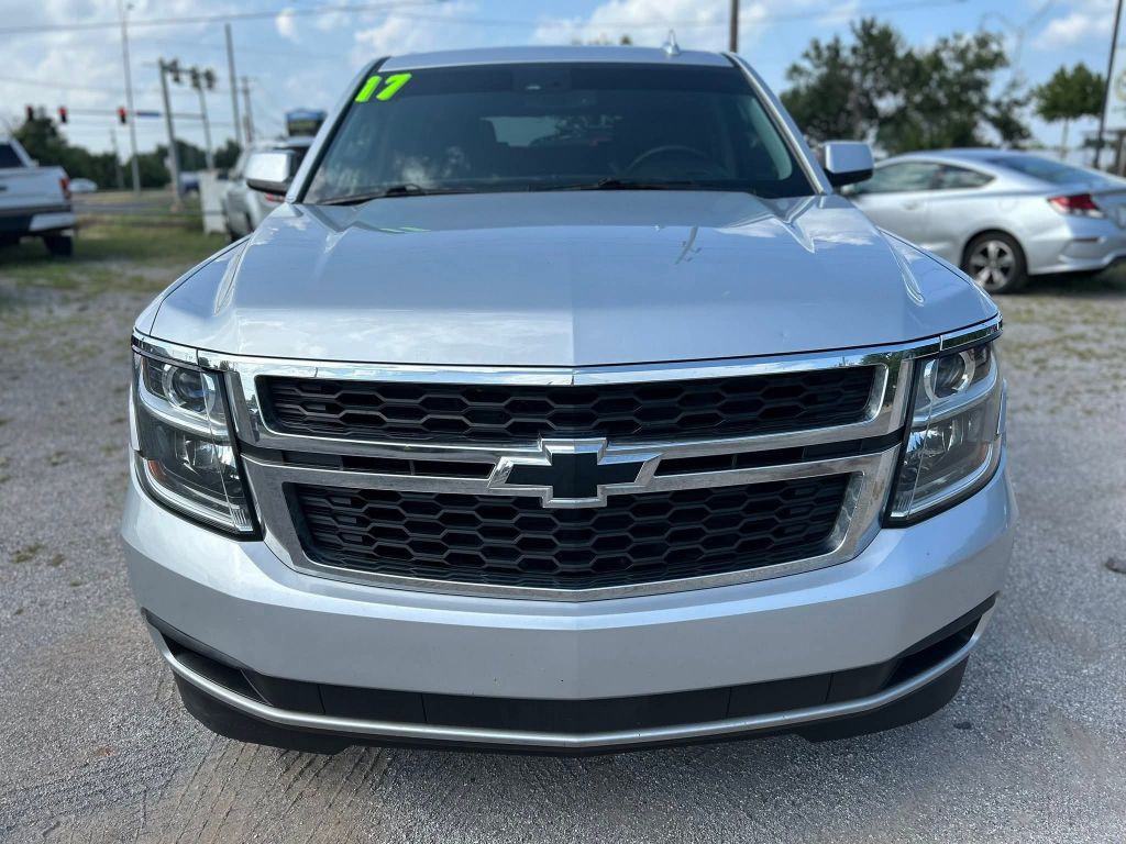 2017 Chevrolet Tahoe Image 4