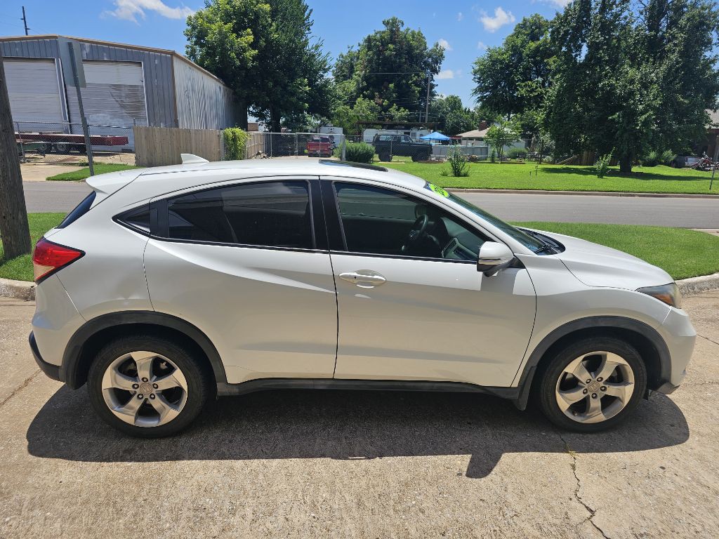2016 Honda HR-V Image 2