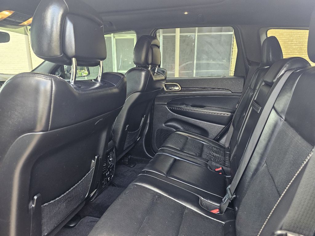 2017 Jeep Grand Cherokee Image 11