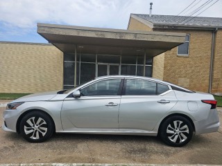 Image for 2022 Nissan Altima S ID: 6695074