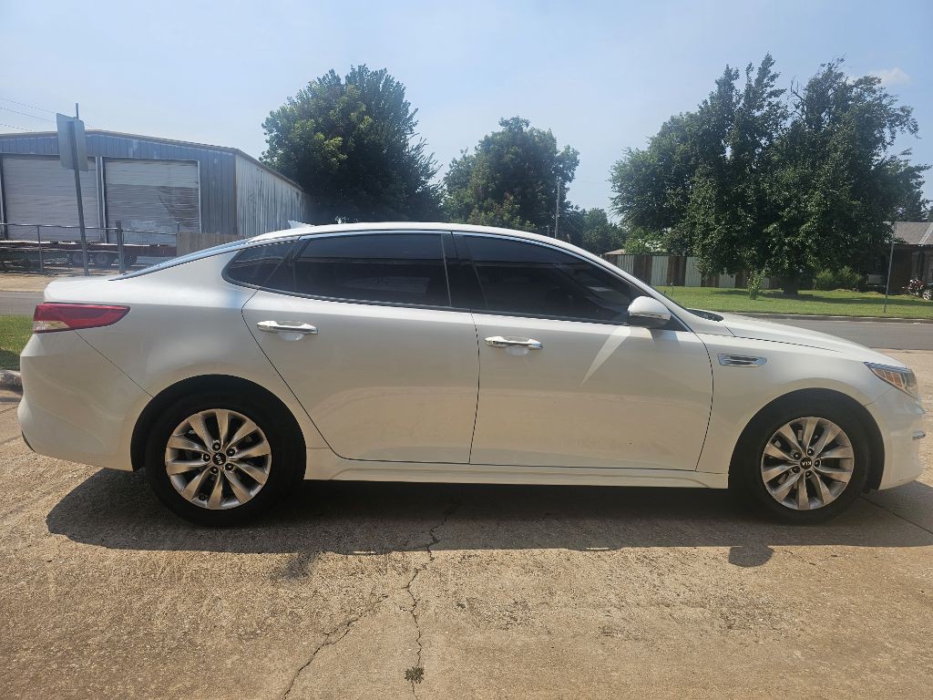 2016 Kia Optima Image 3