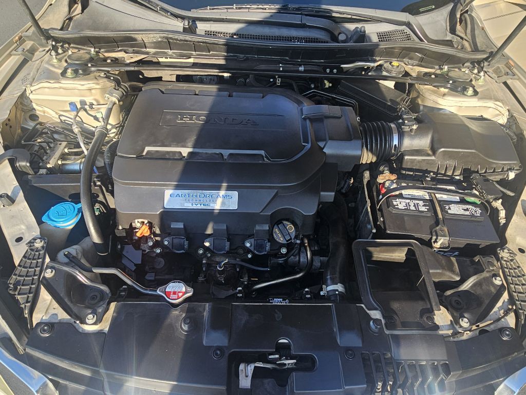 2014 Honda Accord Image 10