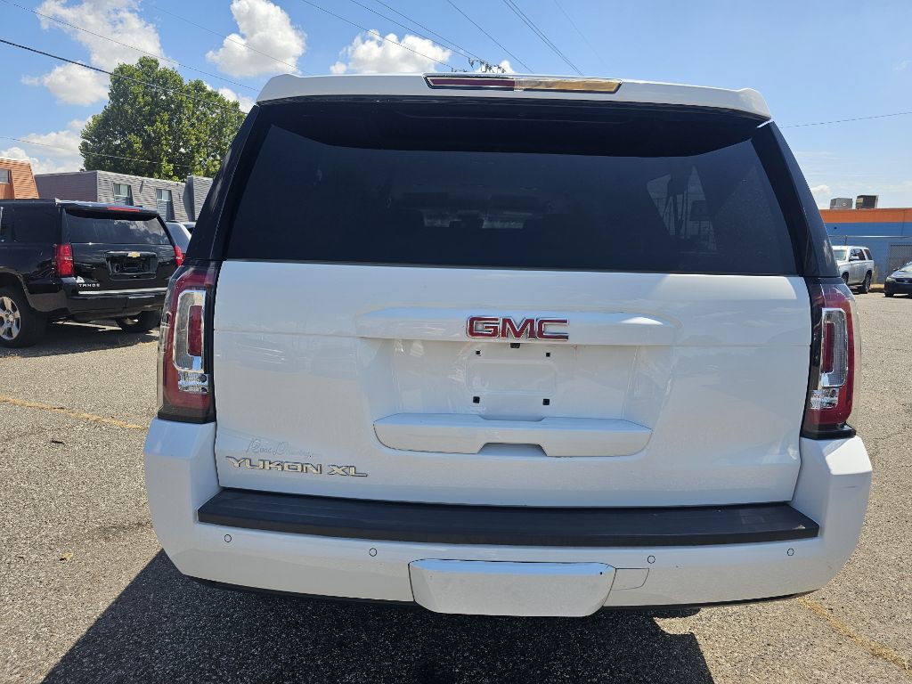2016 GMC Yukon Image 6