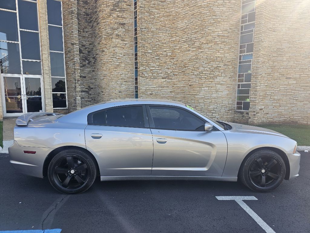 2014 Dodge Charger Image 2
