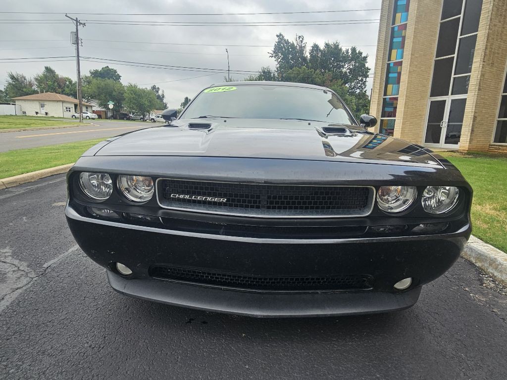 2012 Dodge Challenger Image 2