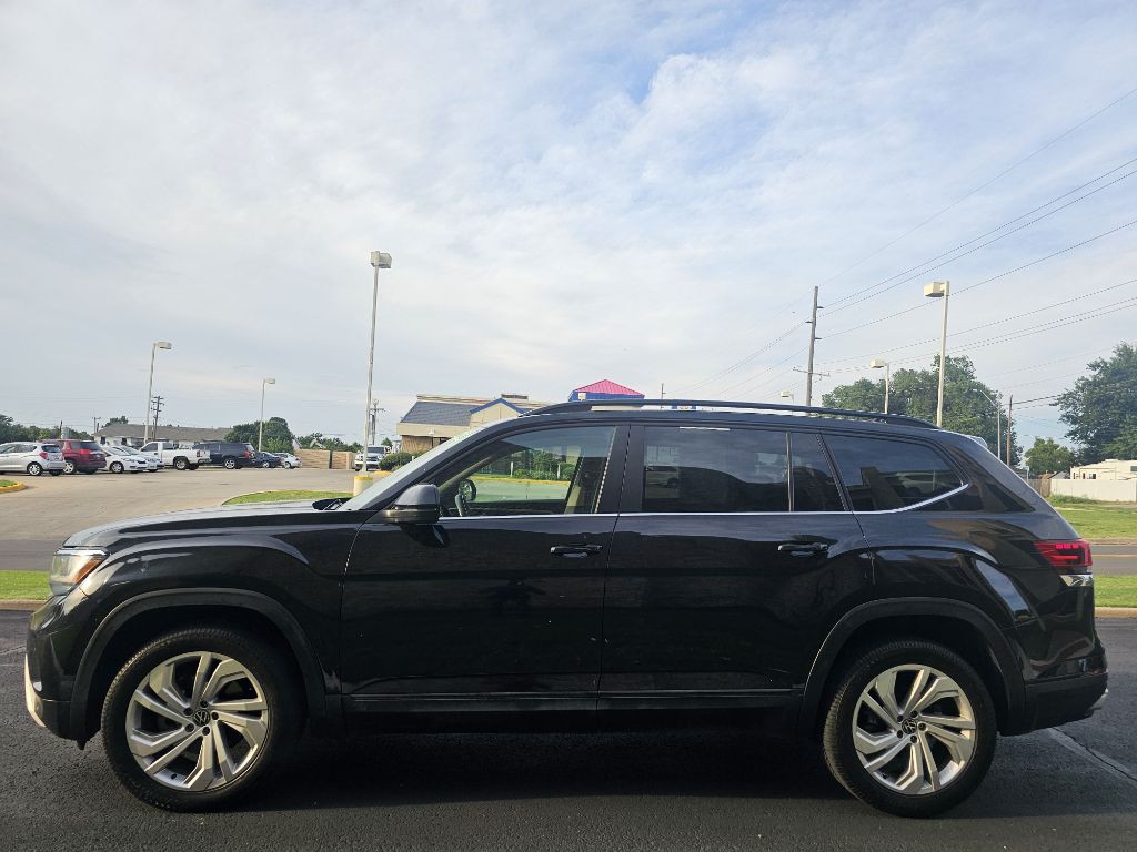 2021 Volkswagen Atlas Image 1