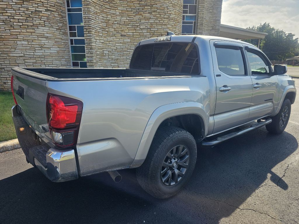 2020 Toyota Tacoma Image 6