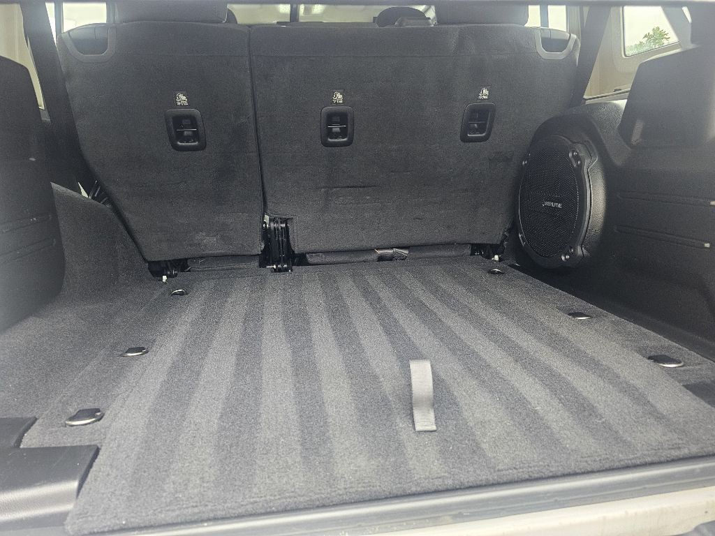 2023 Jeep Wrangler Image 9