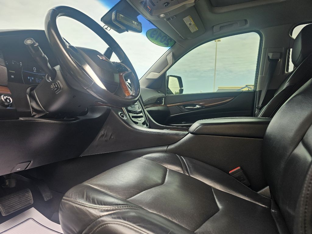 2019 Cadillac Escalade Image 13