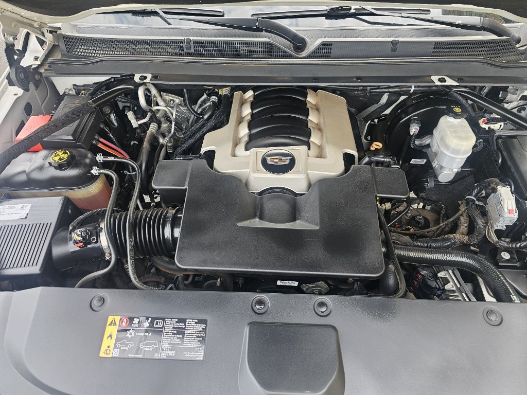 2019 Cadillac Escalade Image 16