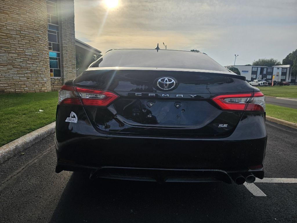 2019 Toyota Camry Image 7